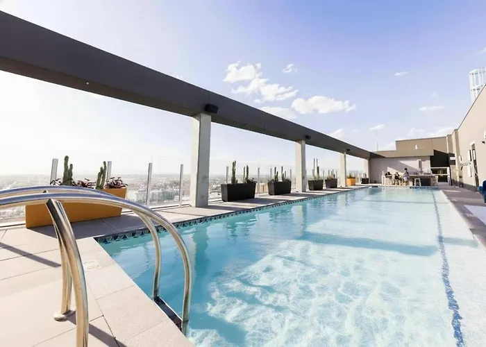 Boulevard Highrise Stu Sky Pool Parking Gym 34 Apartment Phoenix
